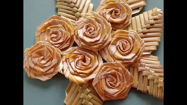 Ozdoby jak zrobić kwiaty do wieńca dożynkowego krok po kroku